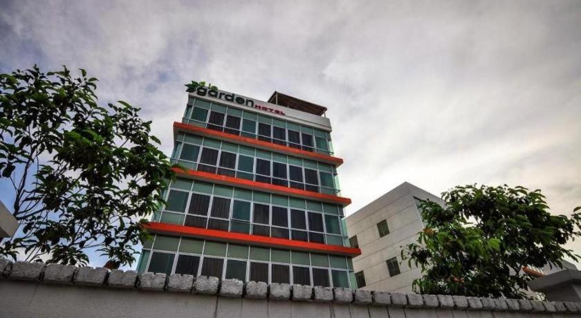 Le Garden Hotel Kota Kemuning Shah Alam Exterior foto