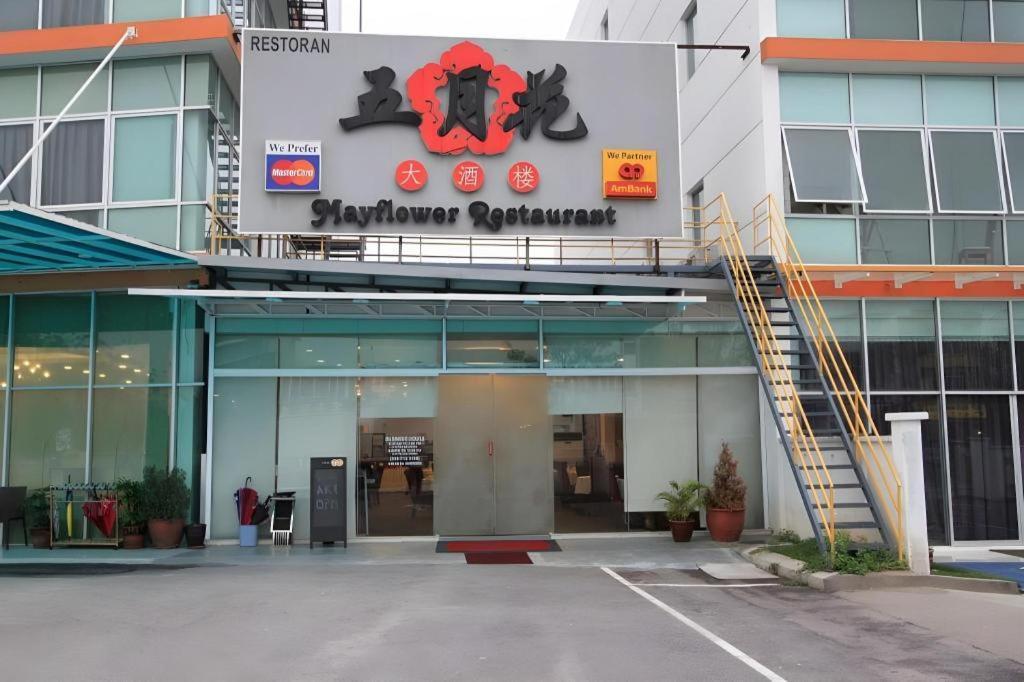 Le Garden Hotel Kota Kemuning Shah Alam Exterior foto